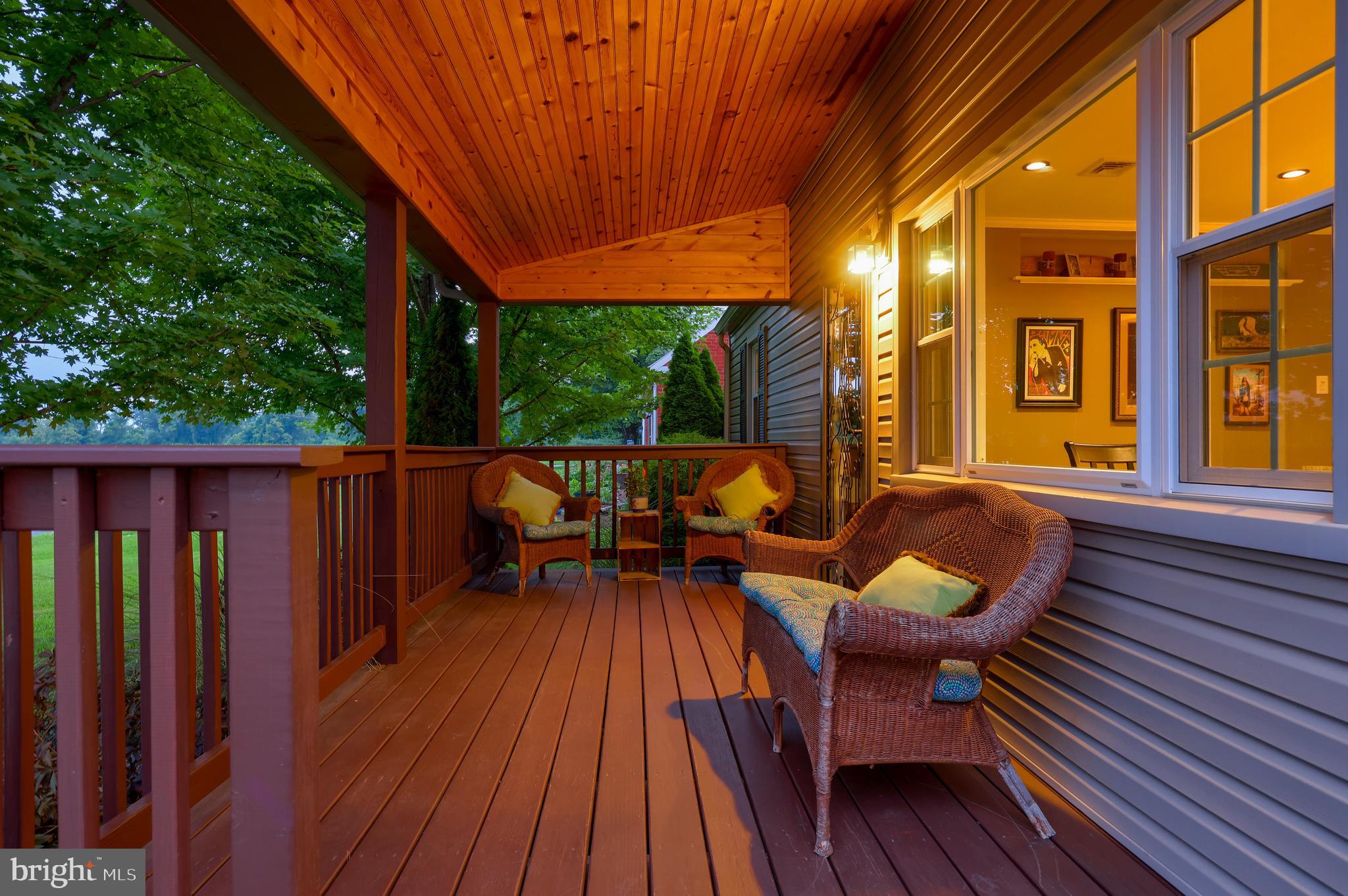 MANOR RIDGE - Residential