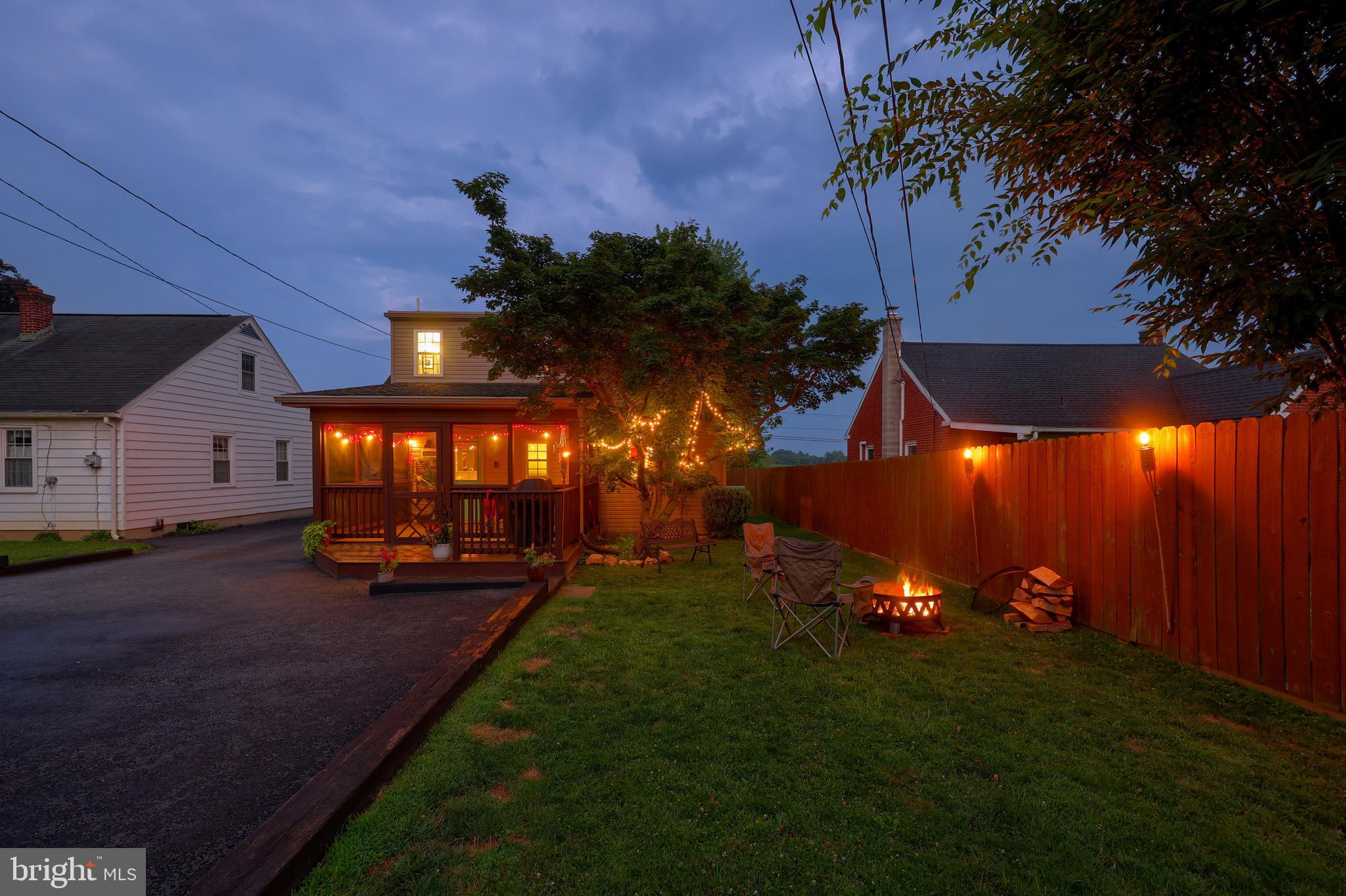 MANOR RIDGE - Residential