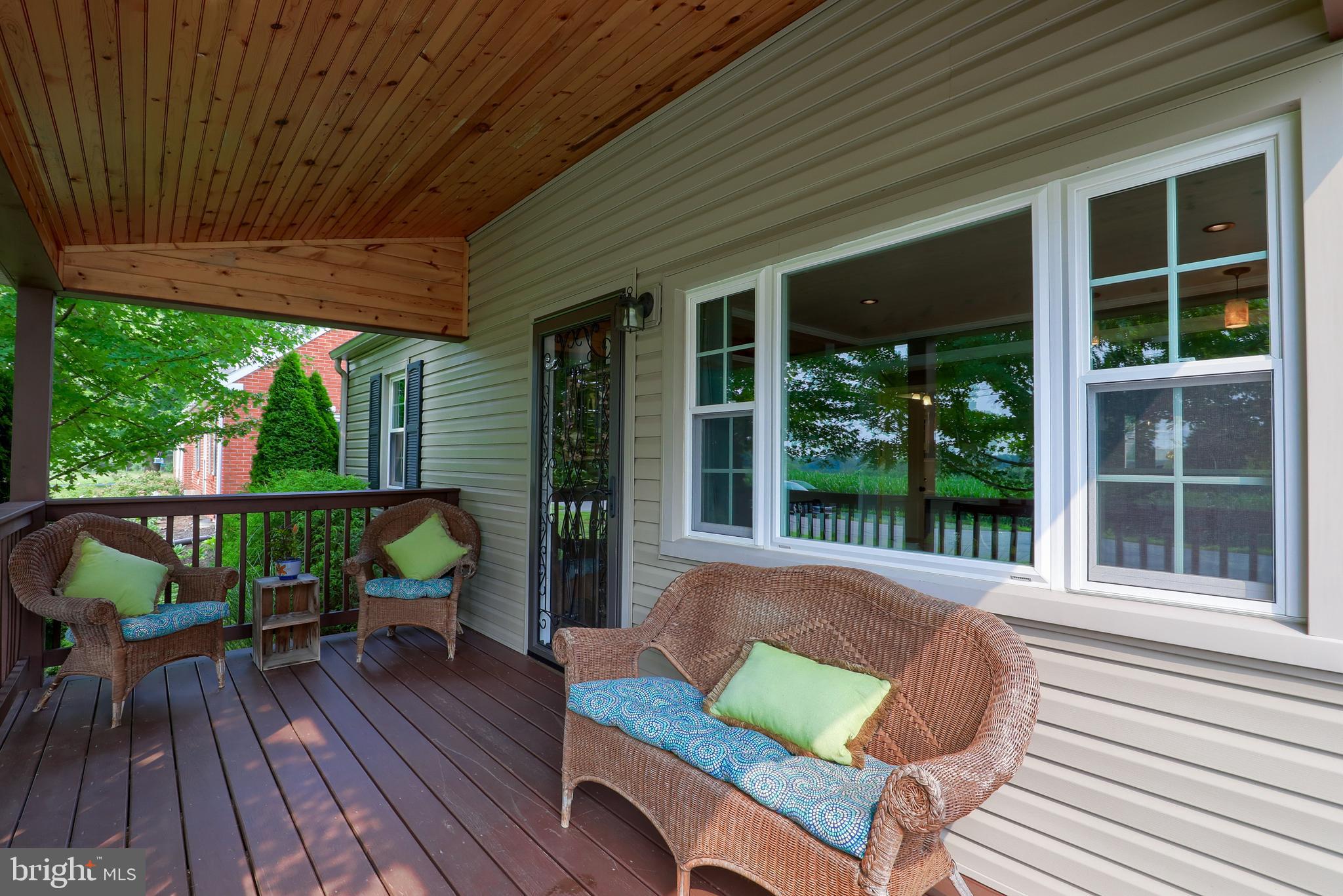 MANOR RIDGE - Residential