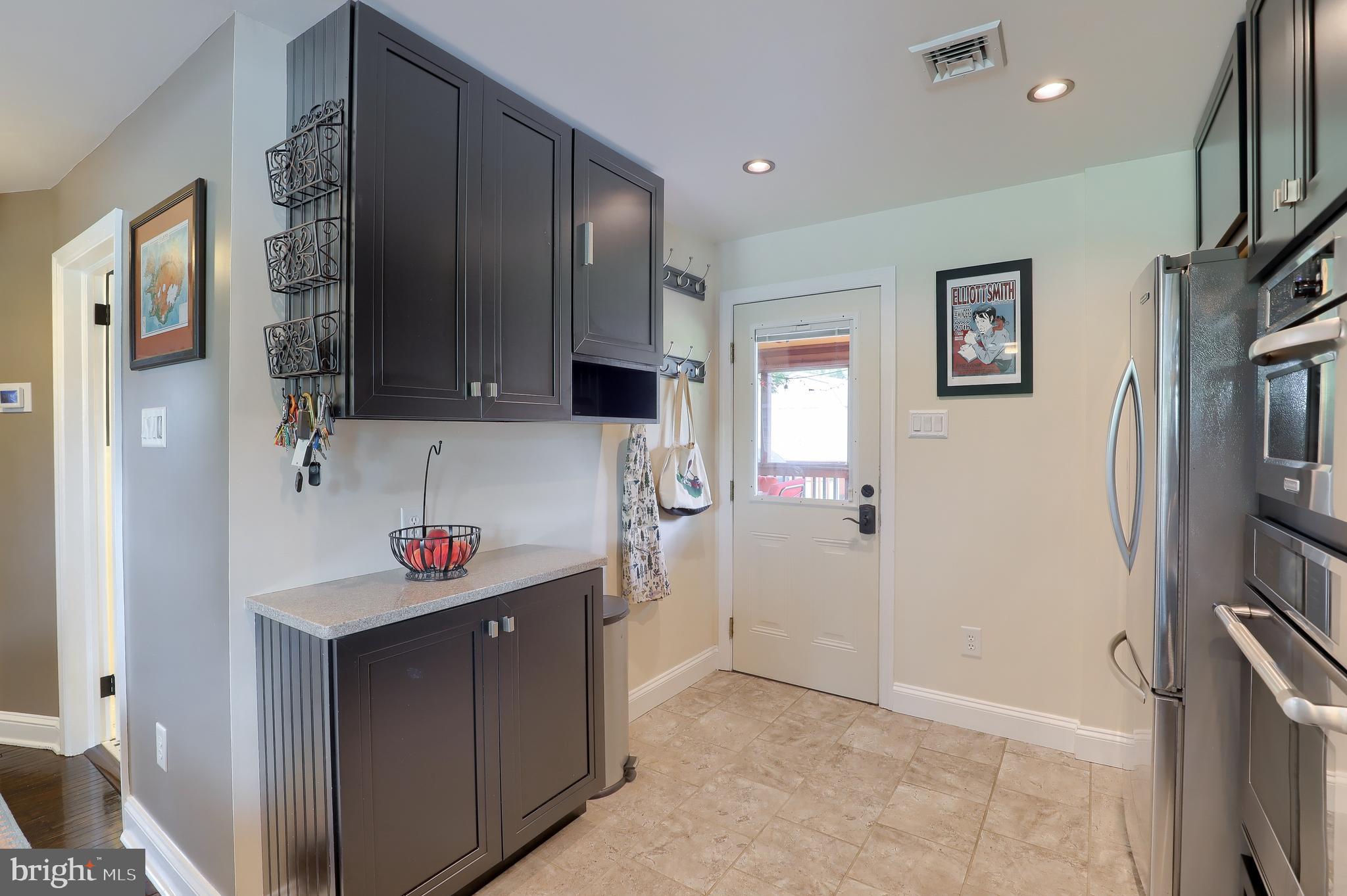 MANOR RIDGE - Residential