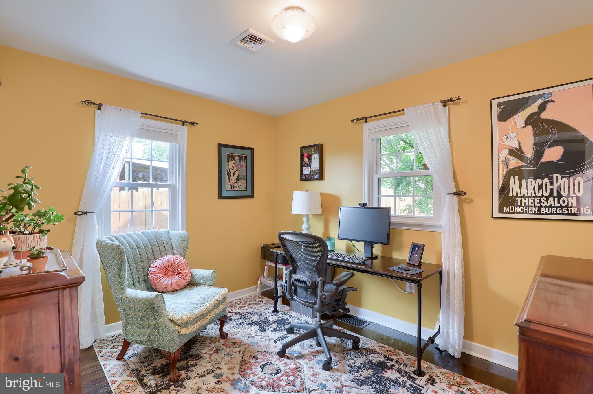 MANOR RIDGE - Residential