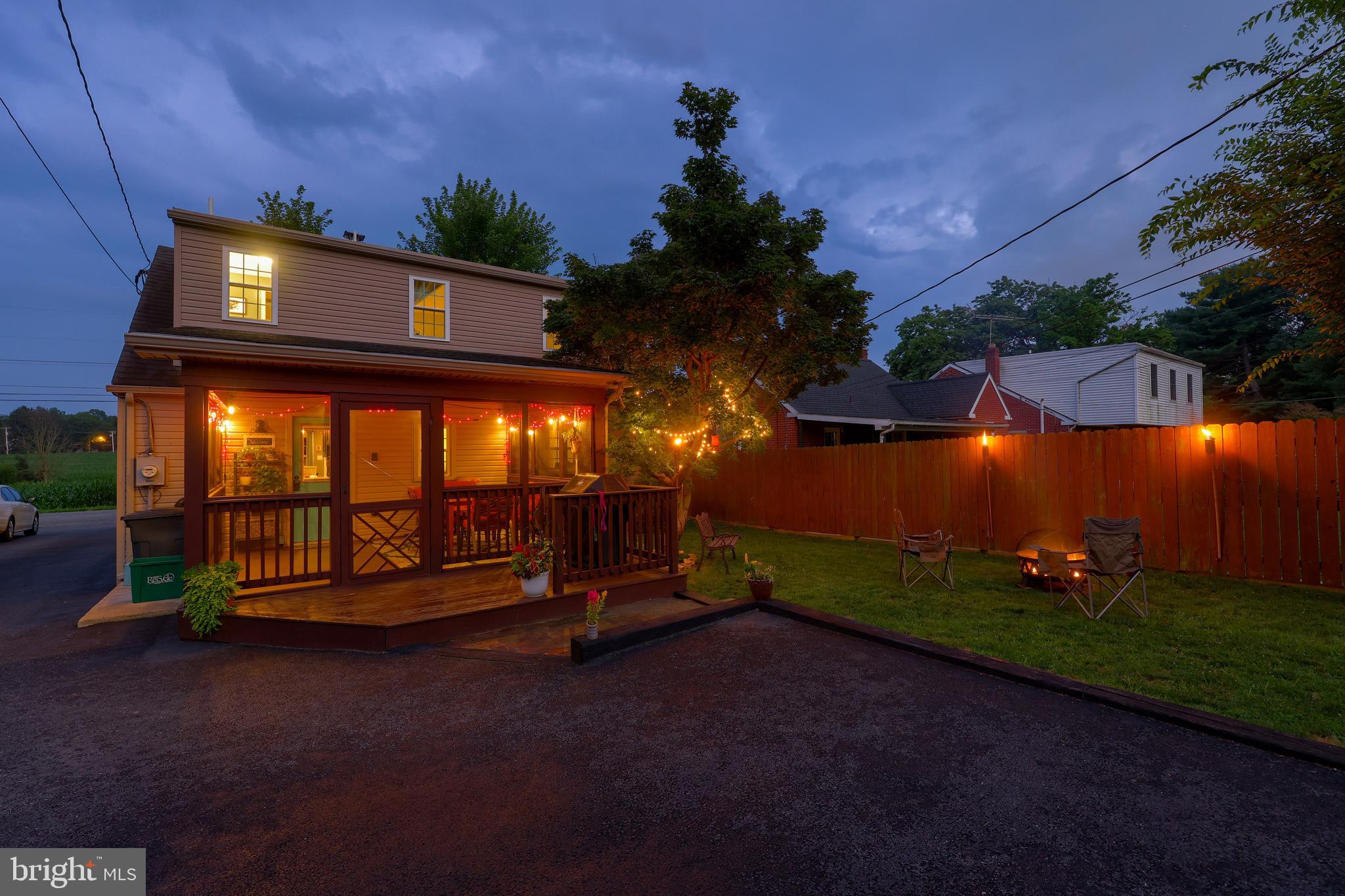MANOR RIDGE - Residential