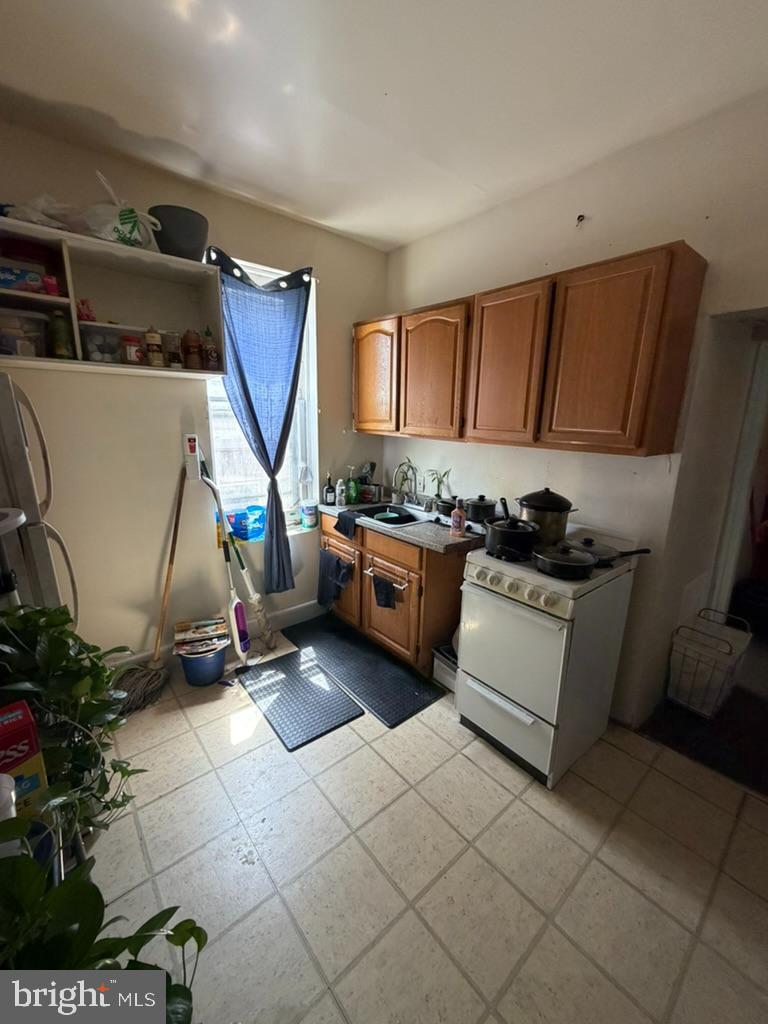 PHILADELPHIA (WEST) - Residential Income