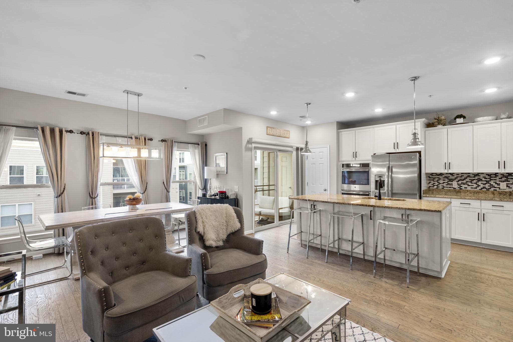 CROWN - Residential