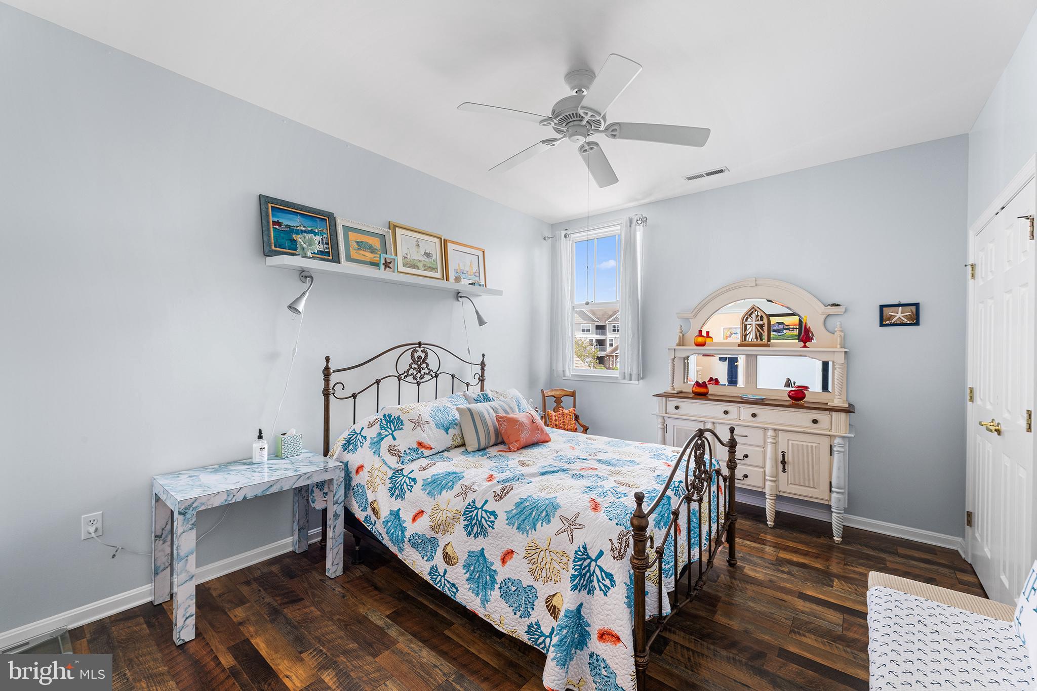 HEARTHSTONE MANOR - Residential