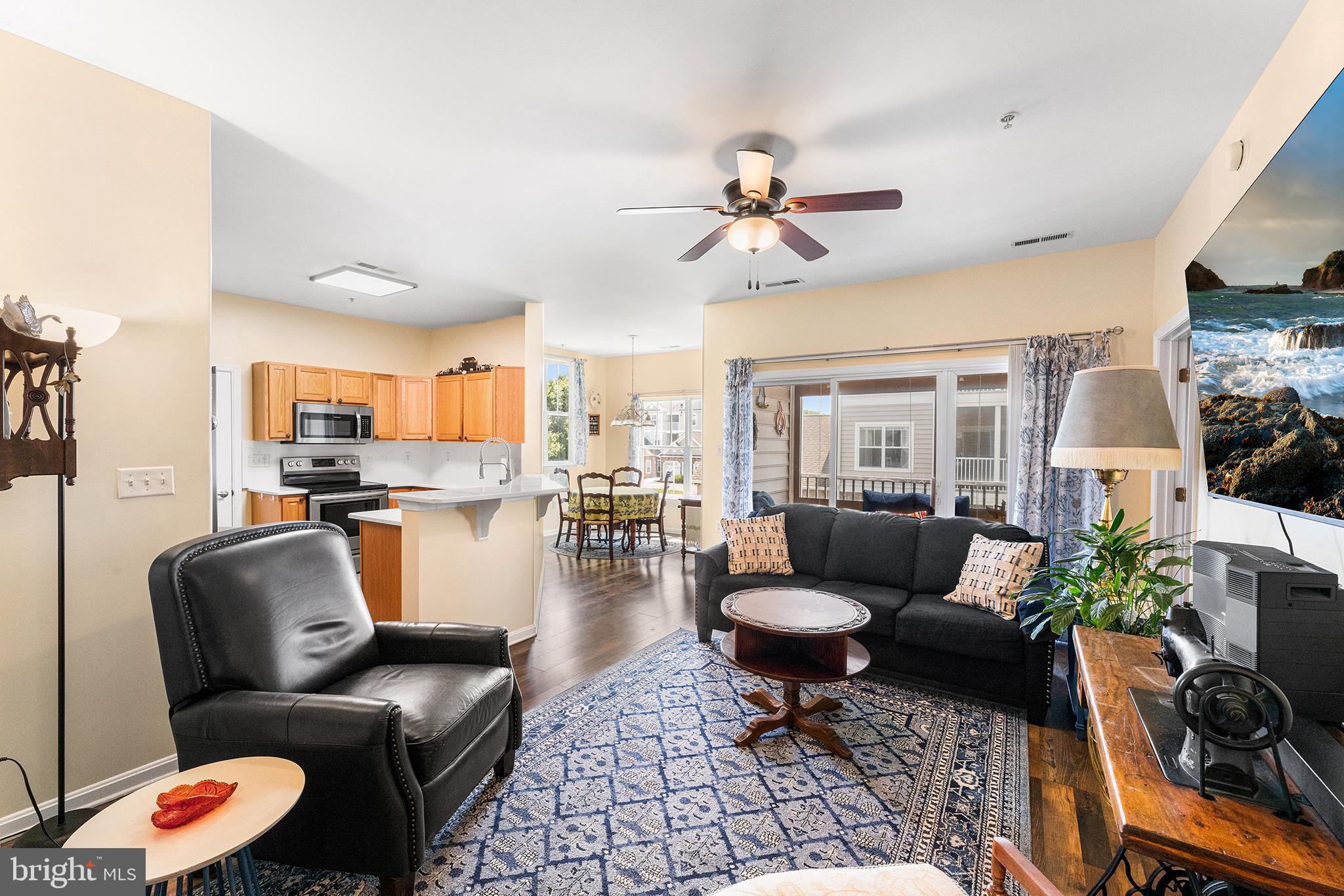 HEARTHSTONE MANOR - Residential