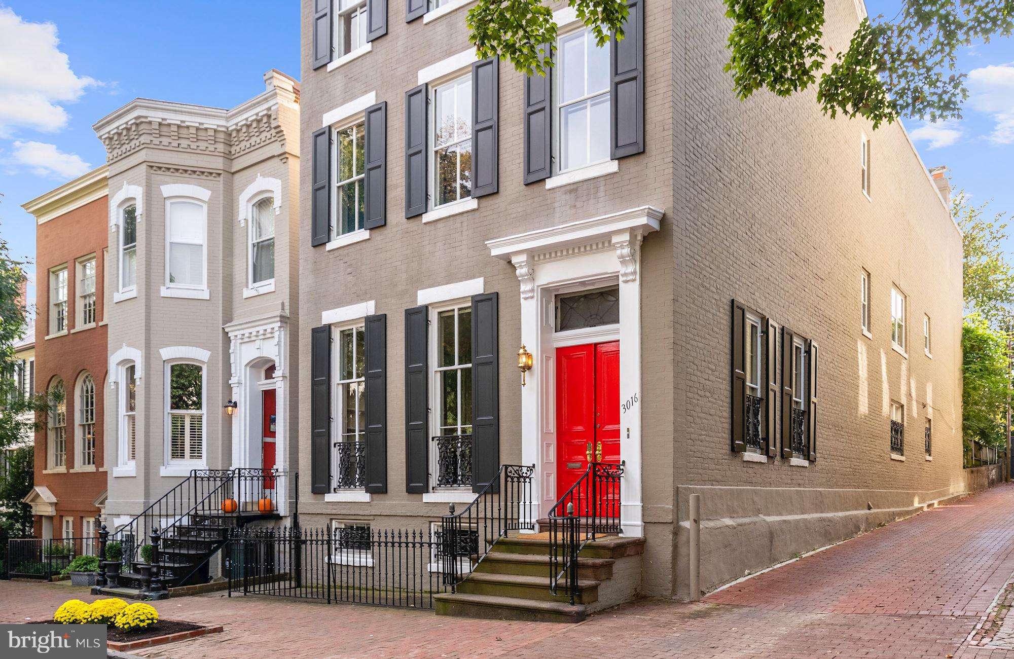 Gracious, detached Federal in the heart of the east village. Grand scale and elegant fenestration amplify the luminescence of this formal, yet comfortable home. Featuring a double parlor with 10' ceiling hight and double WBFs, a formal DR and a large, gourmet eat-in KIT. Huge outdoor space that could be partially converted to PKG. A rare opportunity to buy an exquisite property on a great block.