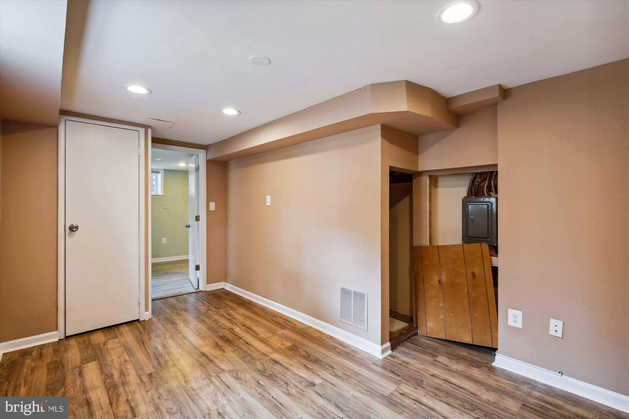 CONNECTICUT AVENUE ESTATES - Residential
