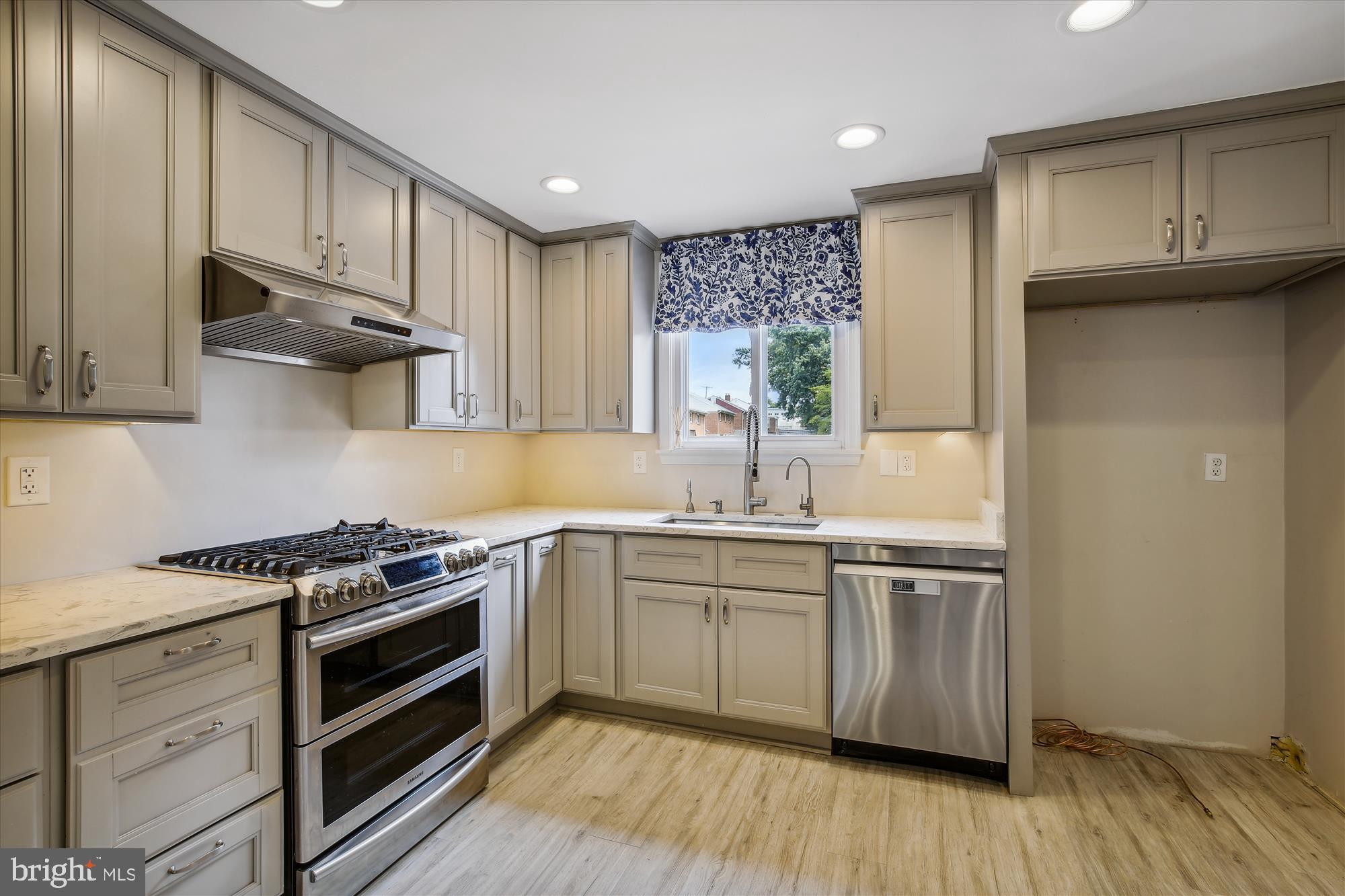 CONNECTICUT AVENUE ESTATES - Residential