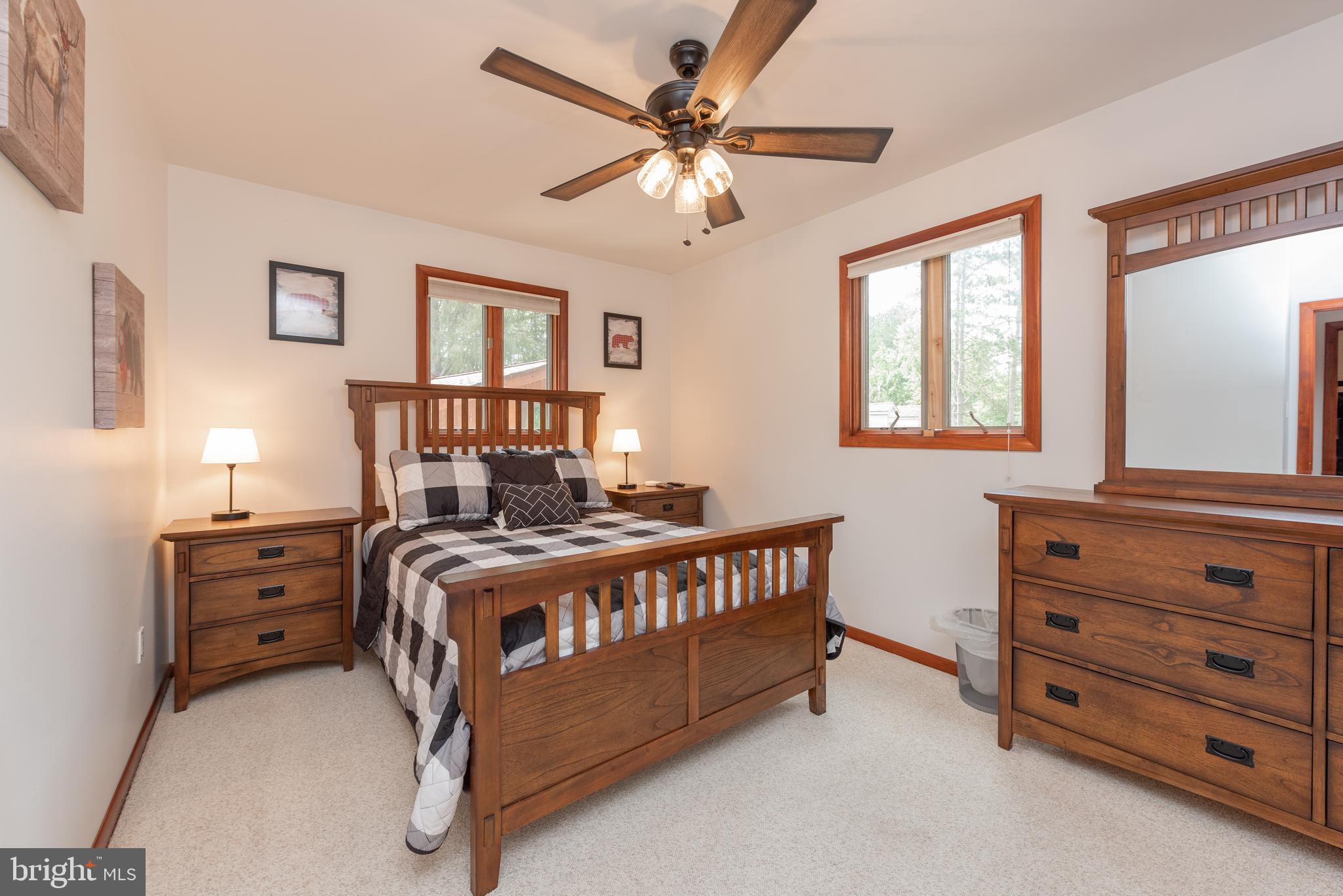 WHITE OAK - Residential