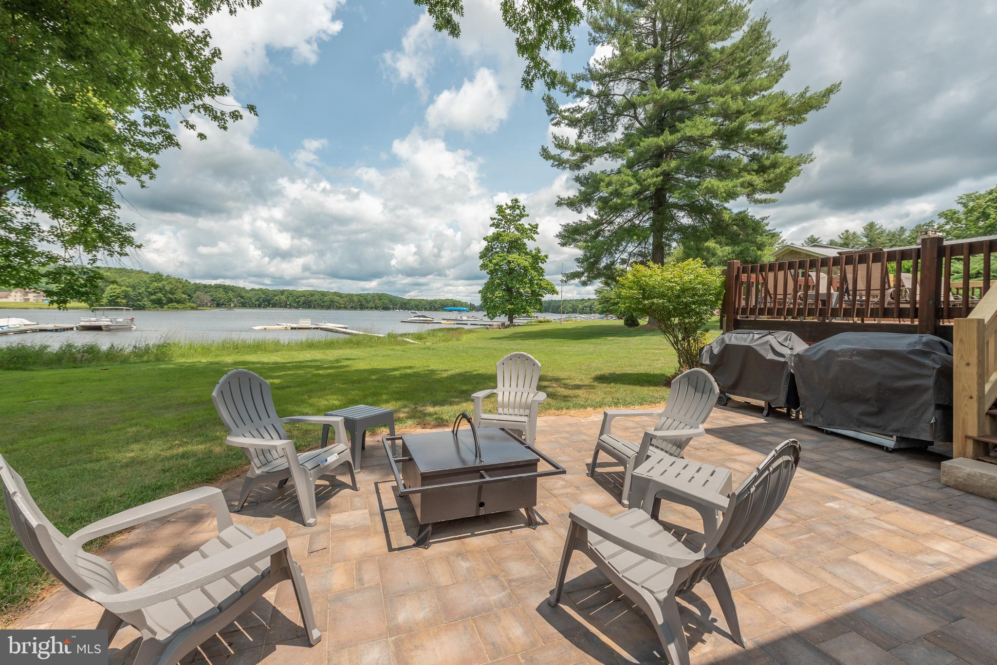 WHITE OAK - Residential