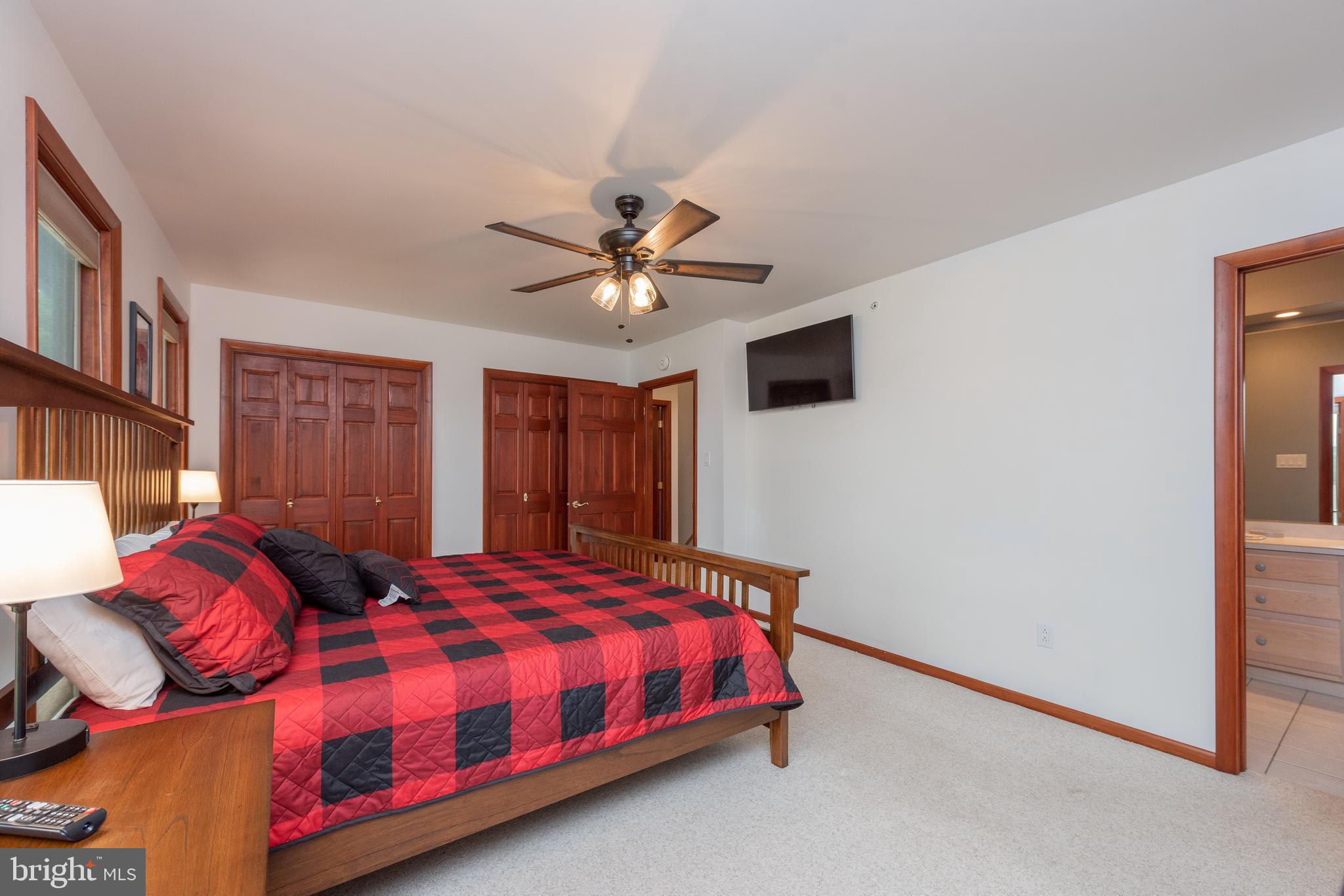 WHITE OAK - Residential