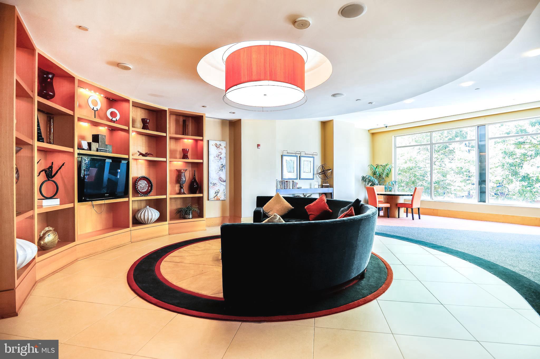 ONE NATIONAL HARBOR CONDOMINIUM - Residential
