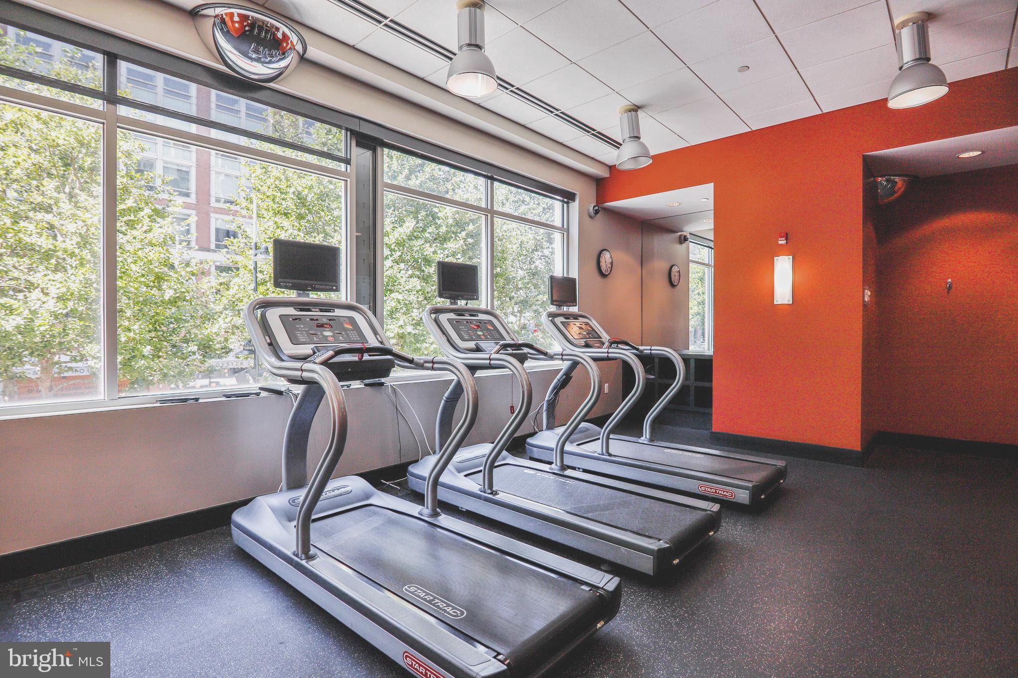 ONE NATIONAL HARBOR CONDOMINIUM - Residential
