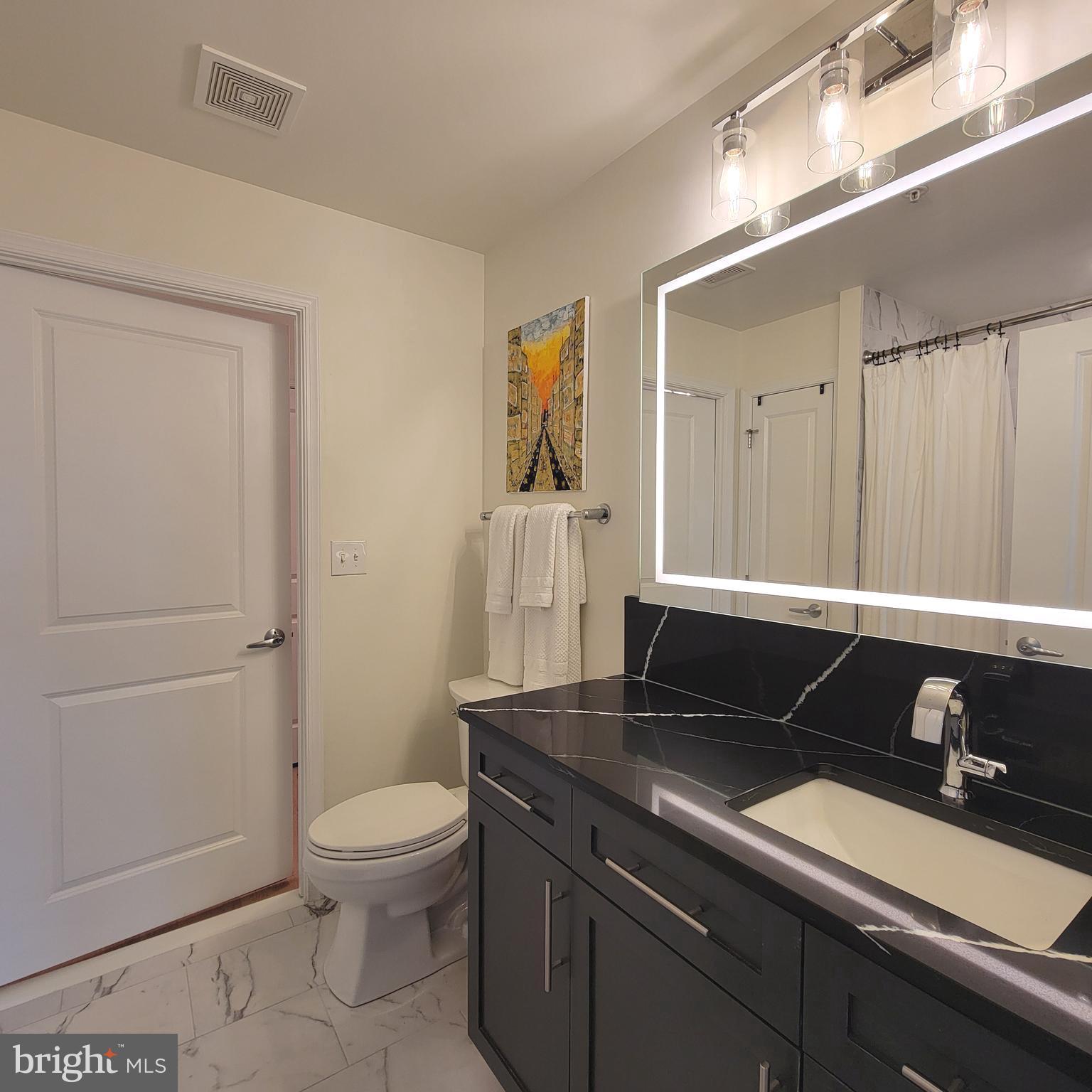 ONE NATIONAL HARBOR CONDOMINIUM - Residential