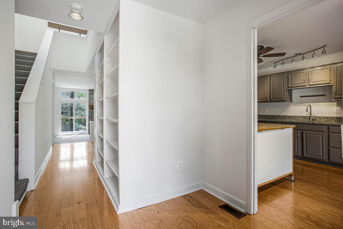 WOODS LANDING - Residential