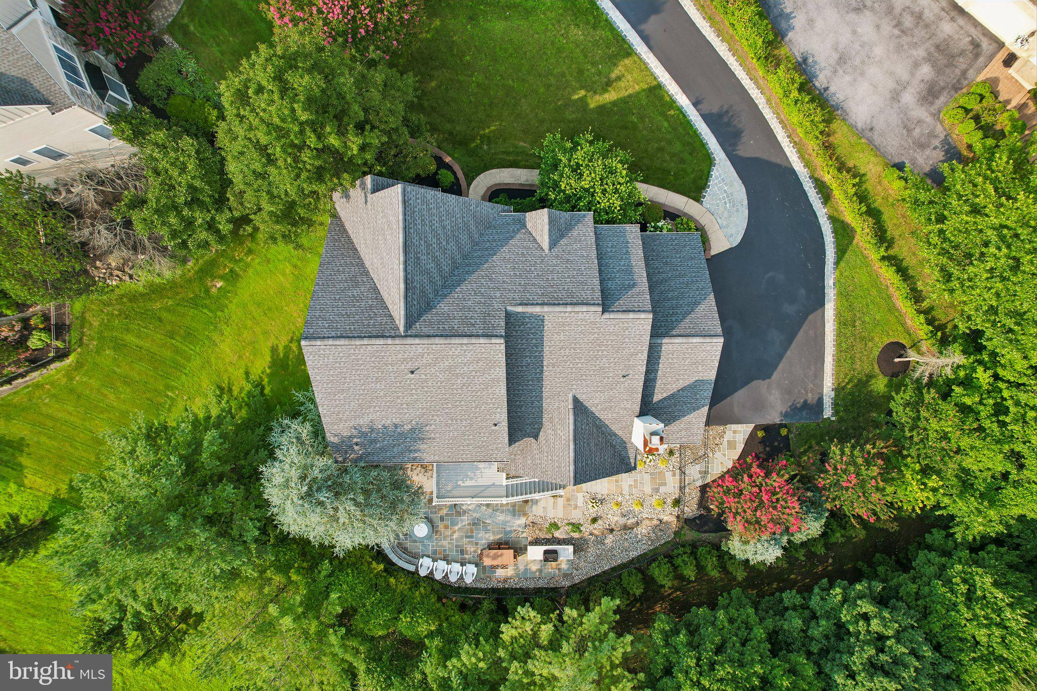 STONEWOLD - Residential