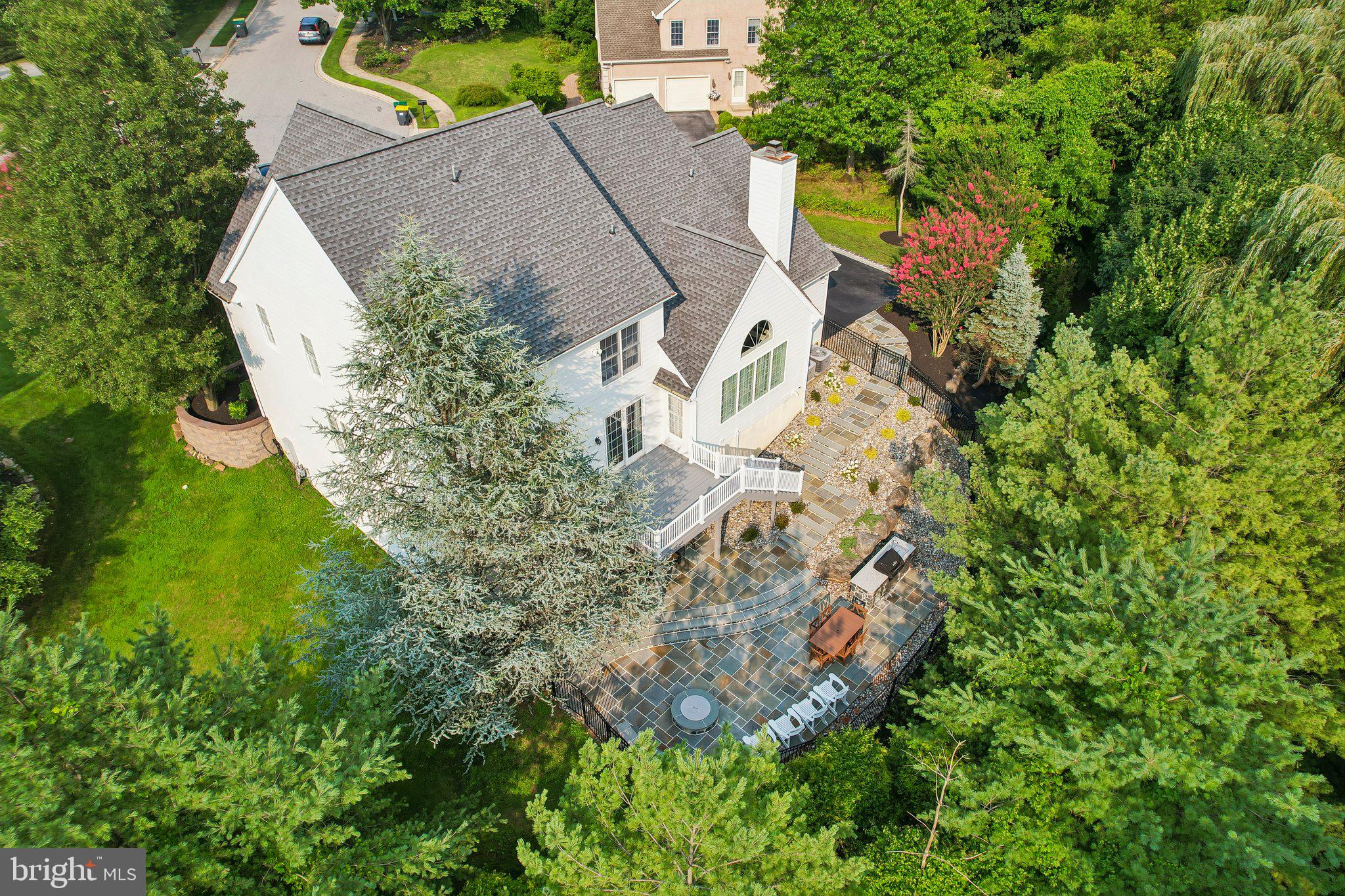 STONEWOLD - Residential