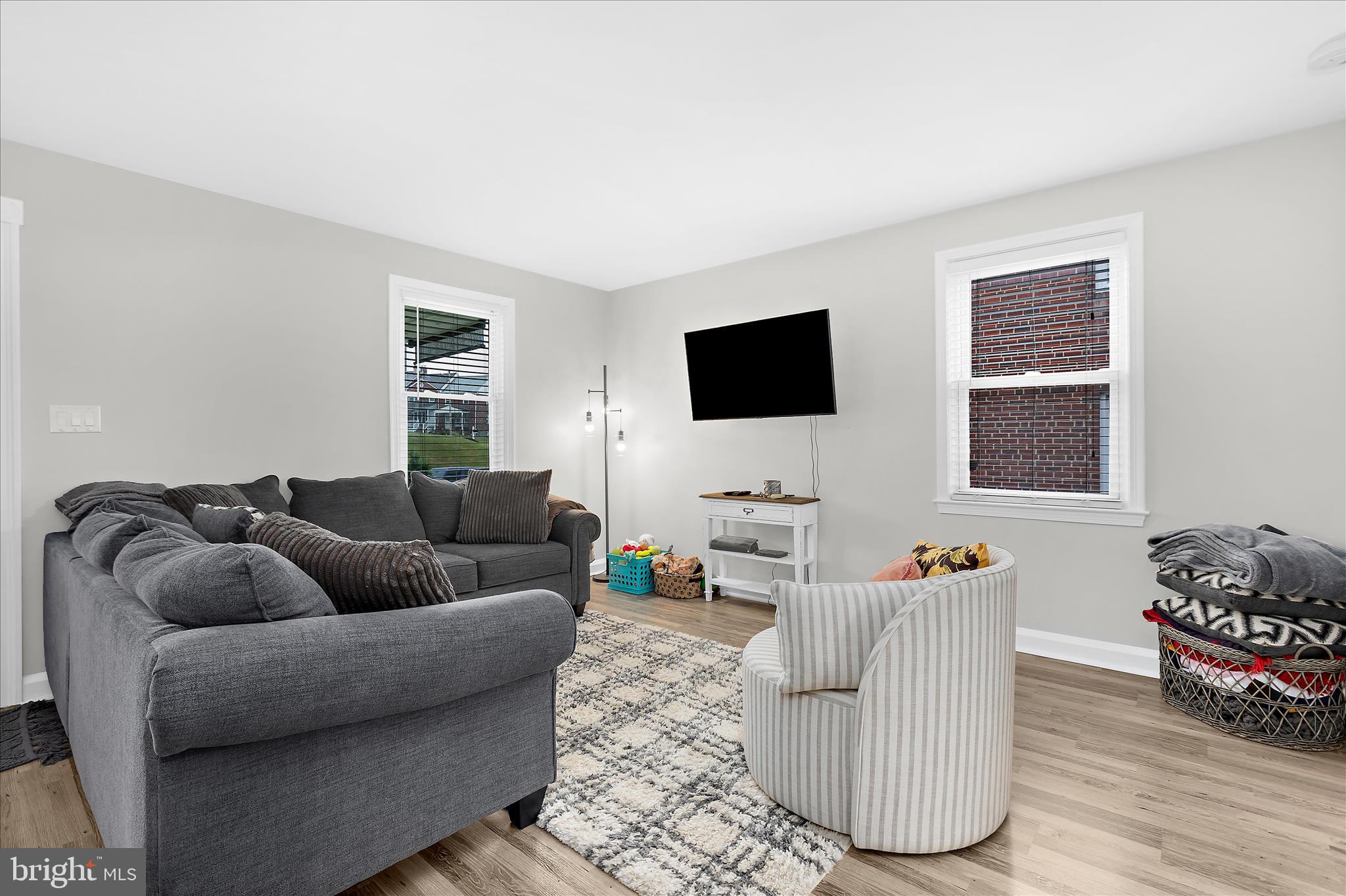 ARBOUR MANOR - Residential