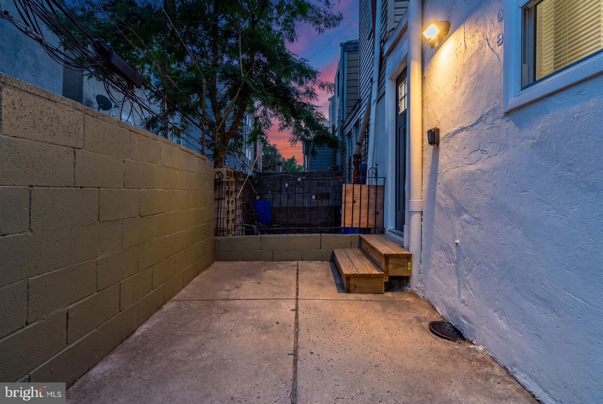 EAST PASSYUNK CROSSING - Residential