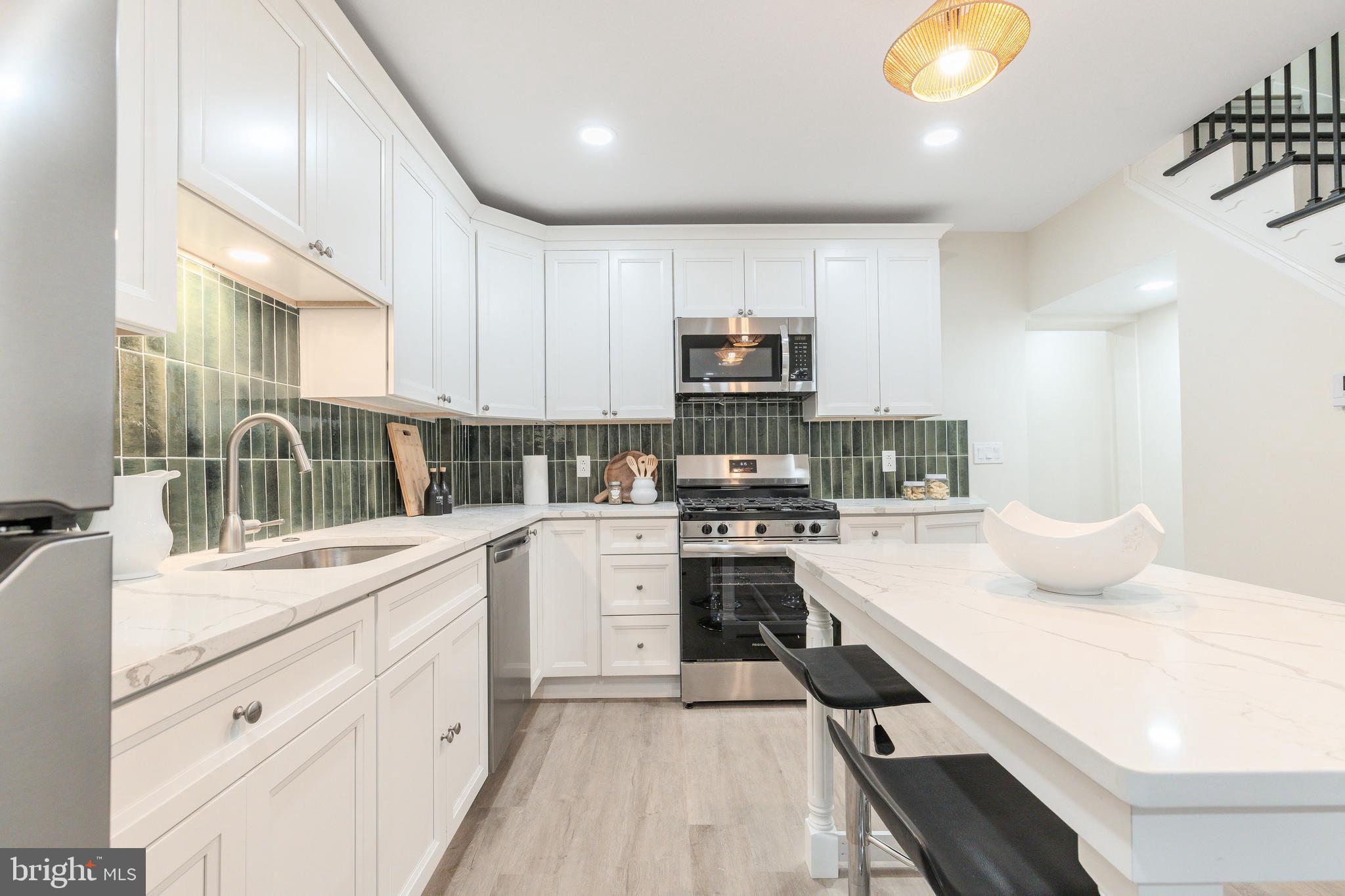 EAST PASSYUNK CROSSING - Residential