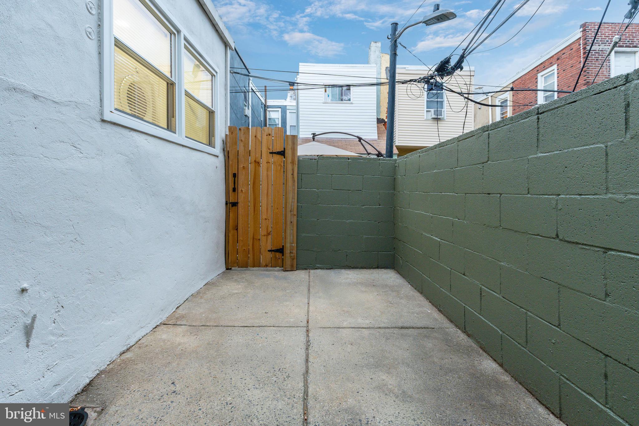 EAST PASSYUNK CROSSING - Residential