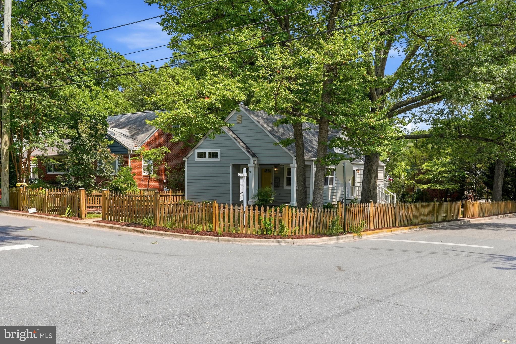 TAKOMA PARK - Residential