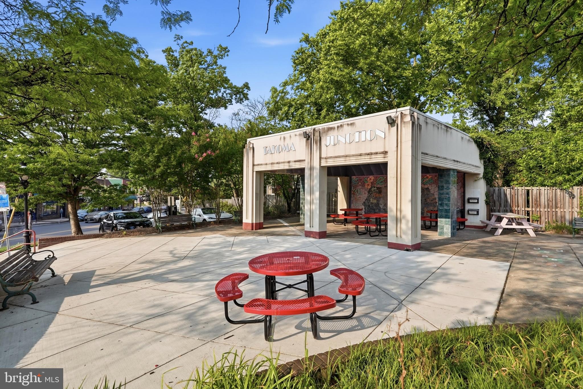 TAKOMA PARK - Residential