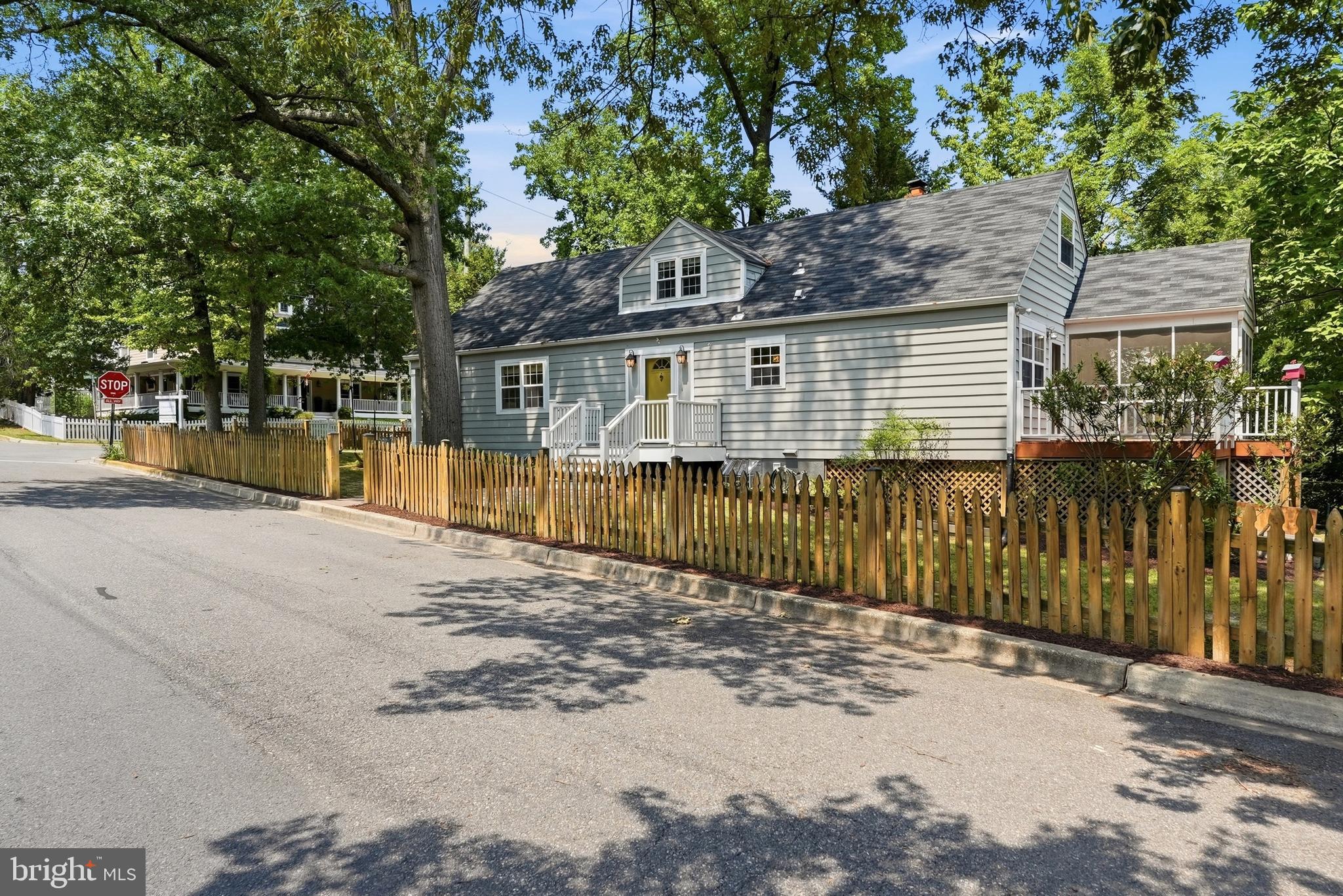 TAKOMA PARK - Residential