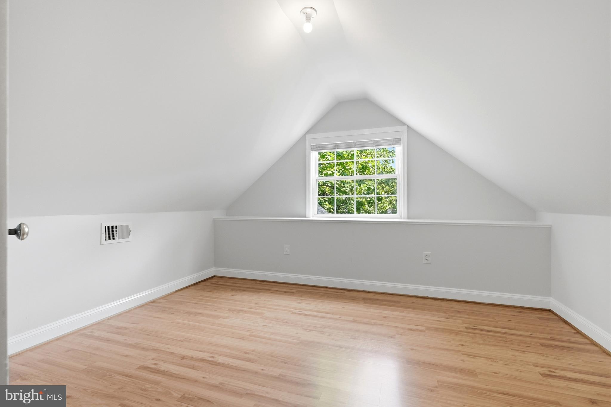 TAKOMA PARK - Residential