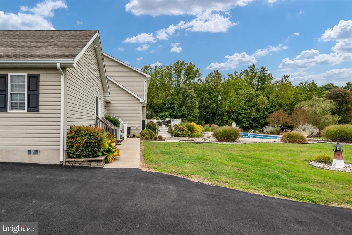 CENTREVILLE - Residential