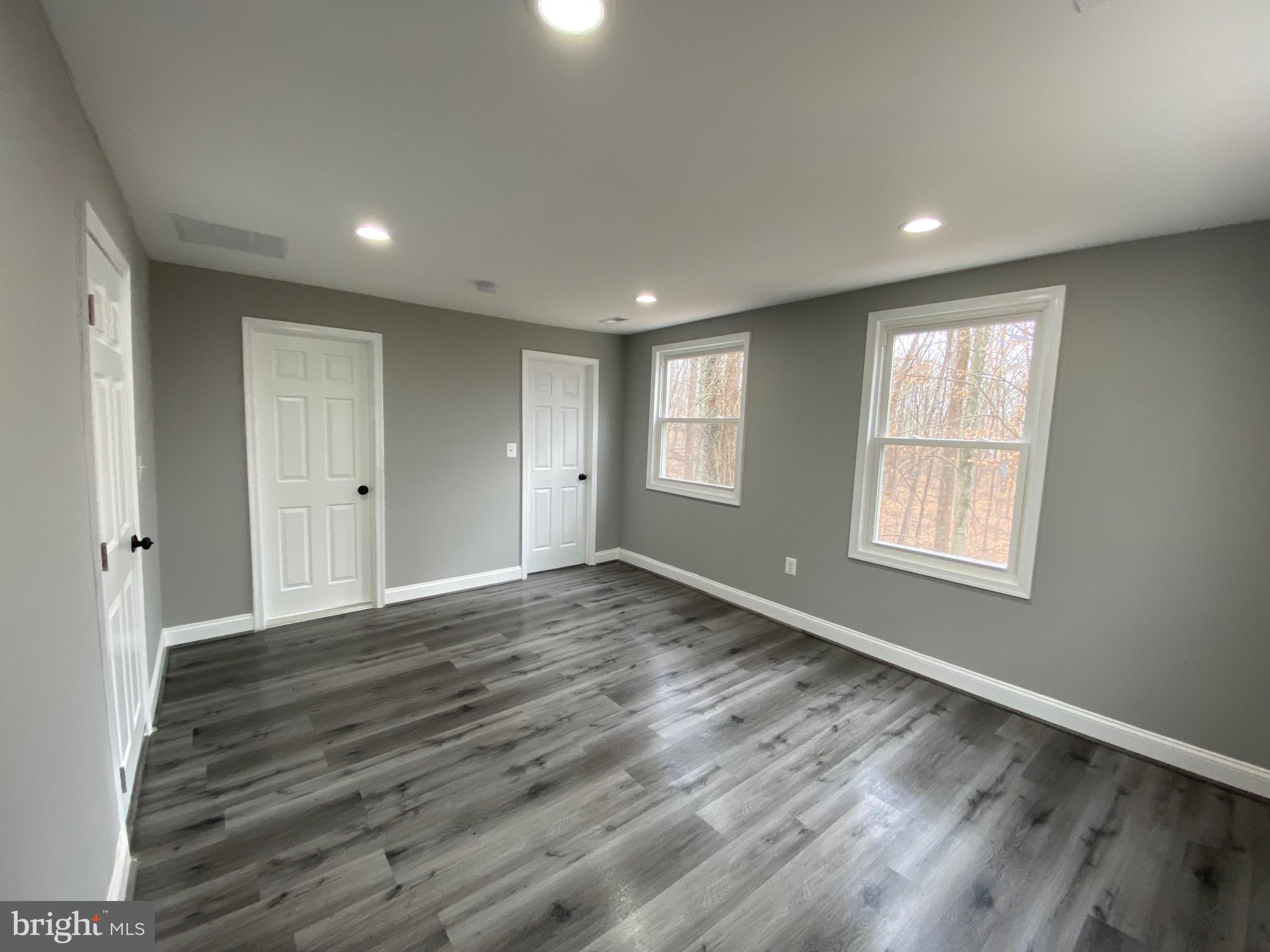 LAKE JACKSON - Residential