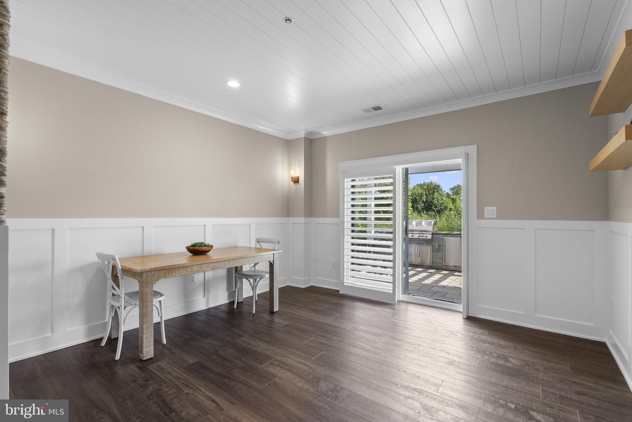 LINDEN GROVE - Residential