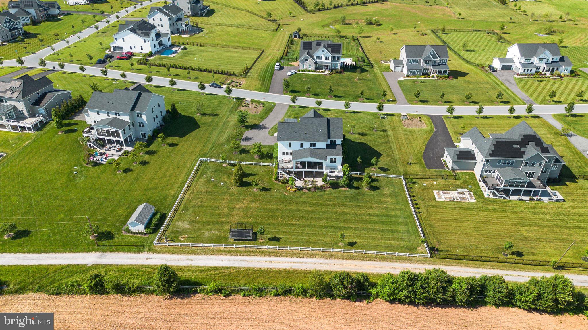 LINDEN GROVE - Residential