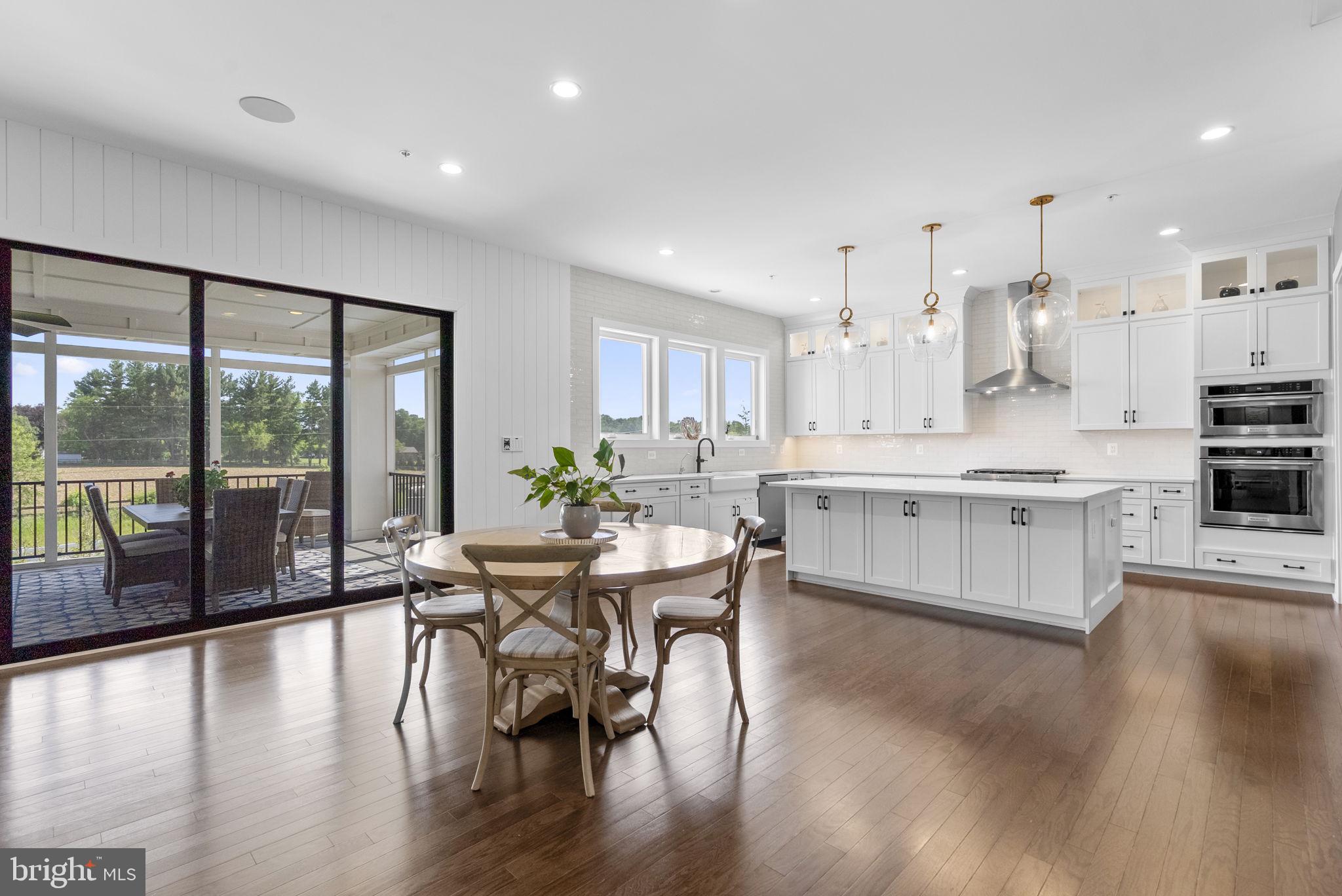 LINDEN GROVE - Residential