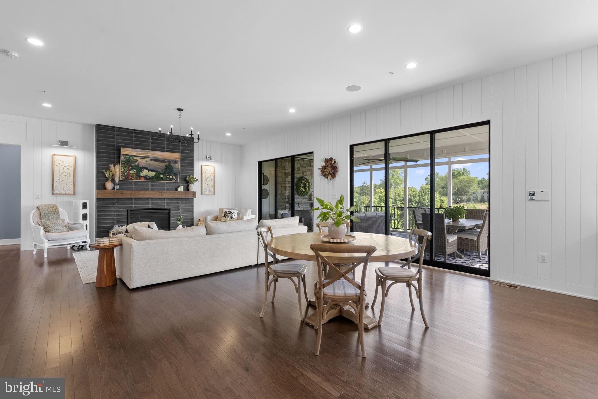 LINDEN GROVE - Residential