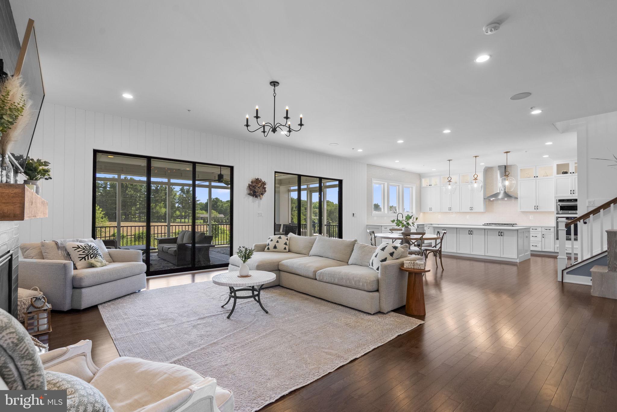 LINDEN GROVE - Residential