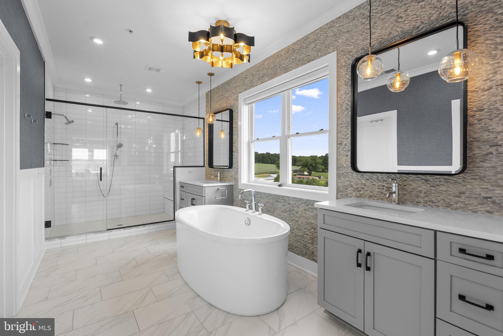 LINDEN GROVE - Residential