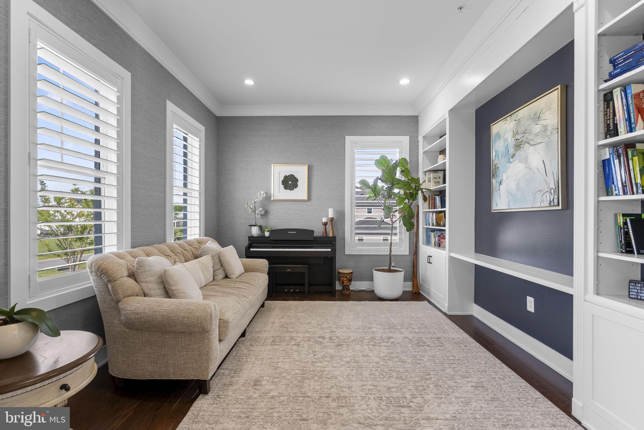 LINDEN GROVE - Residential