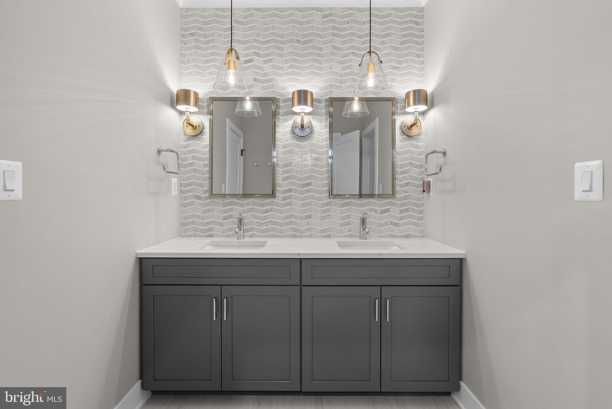 LINDEN GROVE - Residential