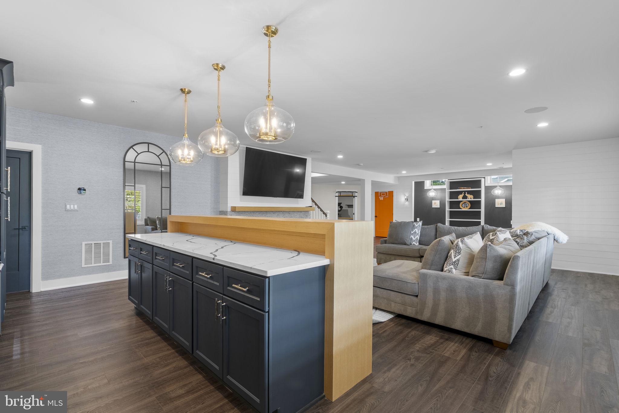 LINDEN GROVE - Residential