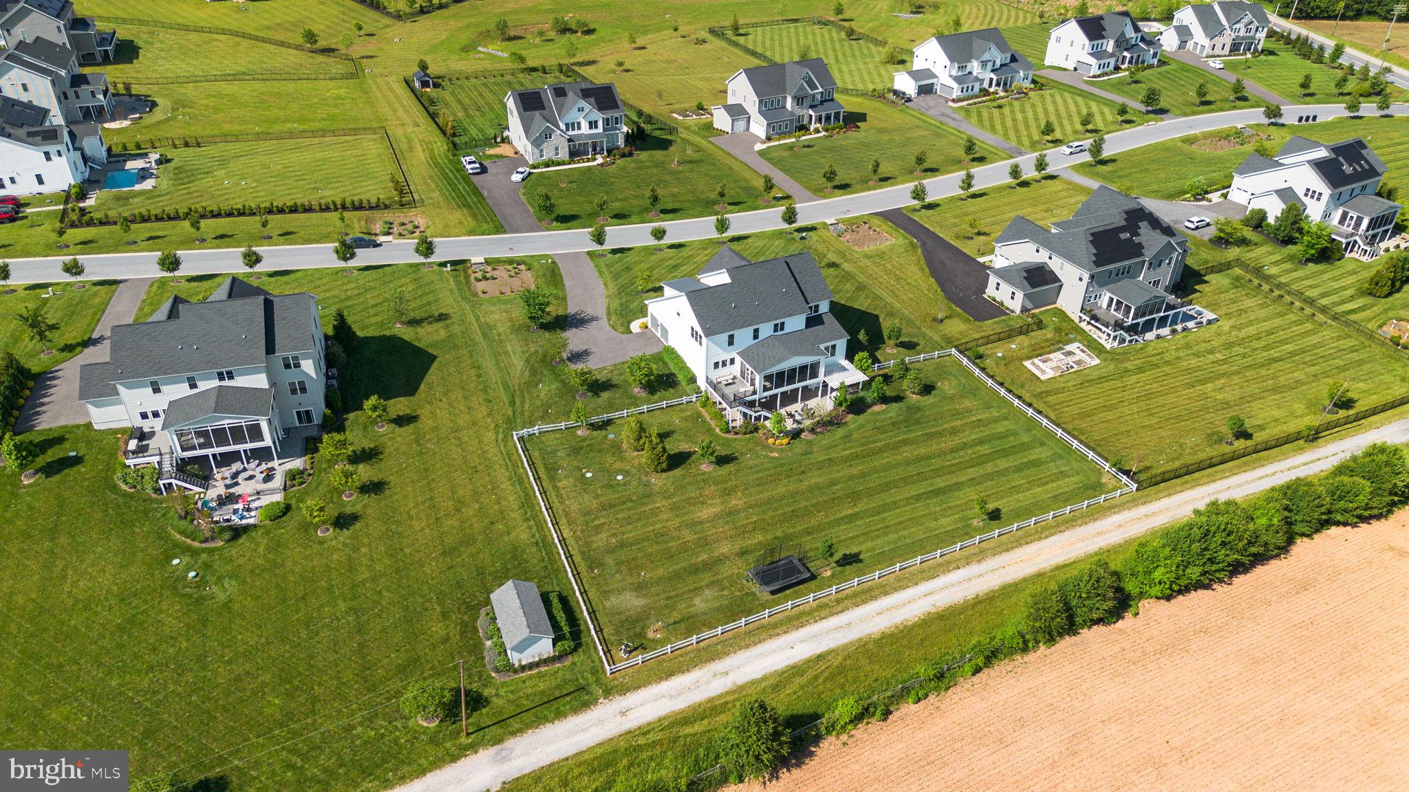 LINDEN GROVE - Residential