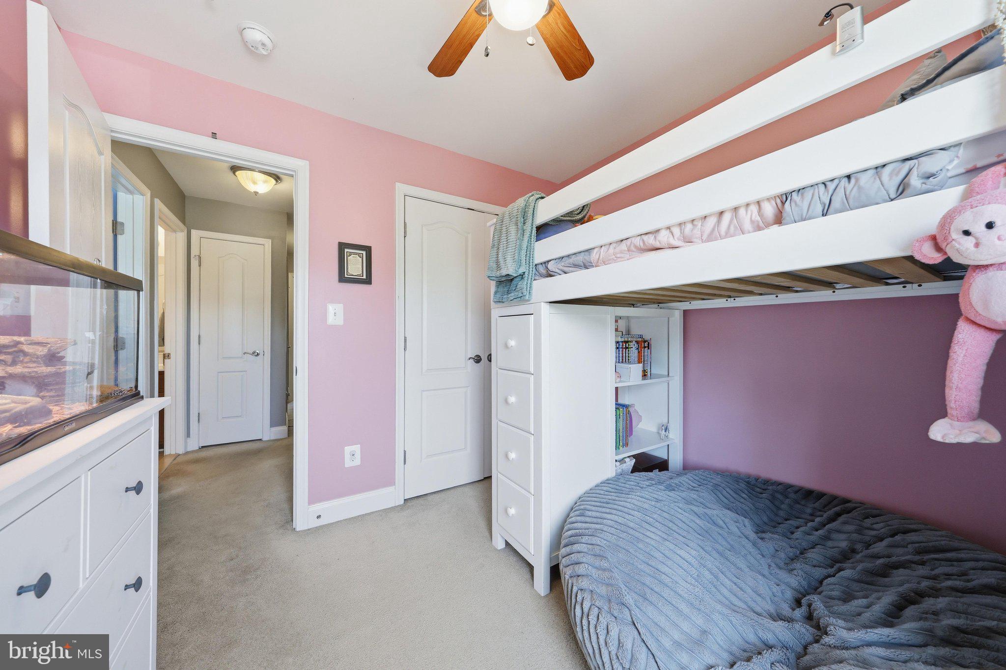 NORTH POINTE - Residential