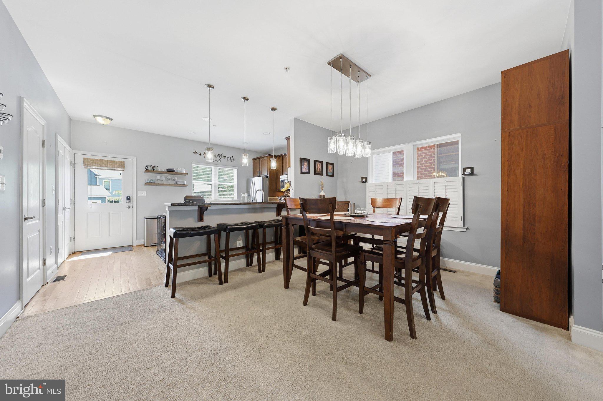 NORTH POINTE - Residential