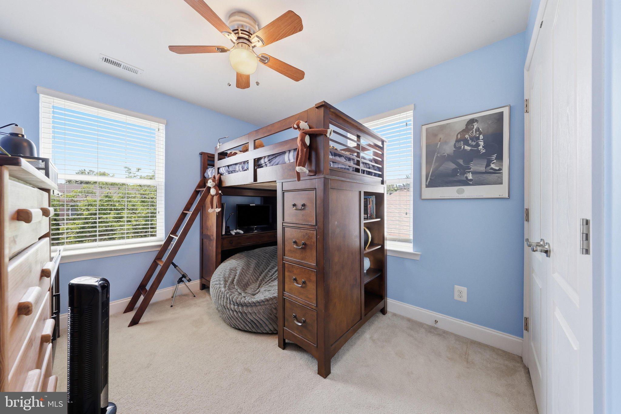 NORTH POINTE - Residential