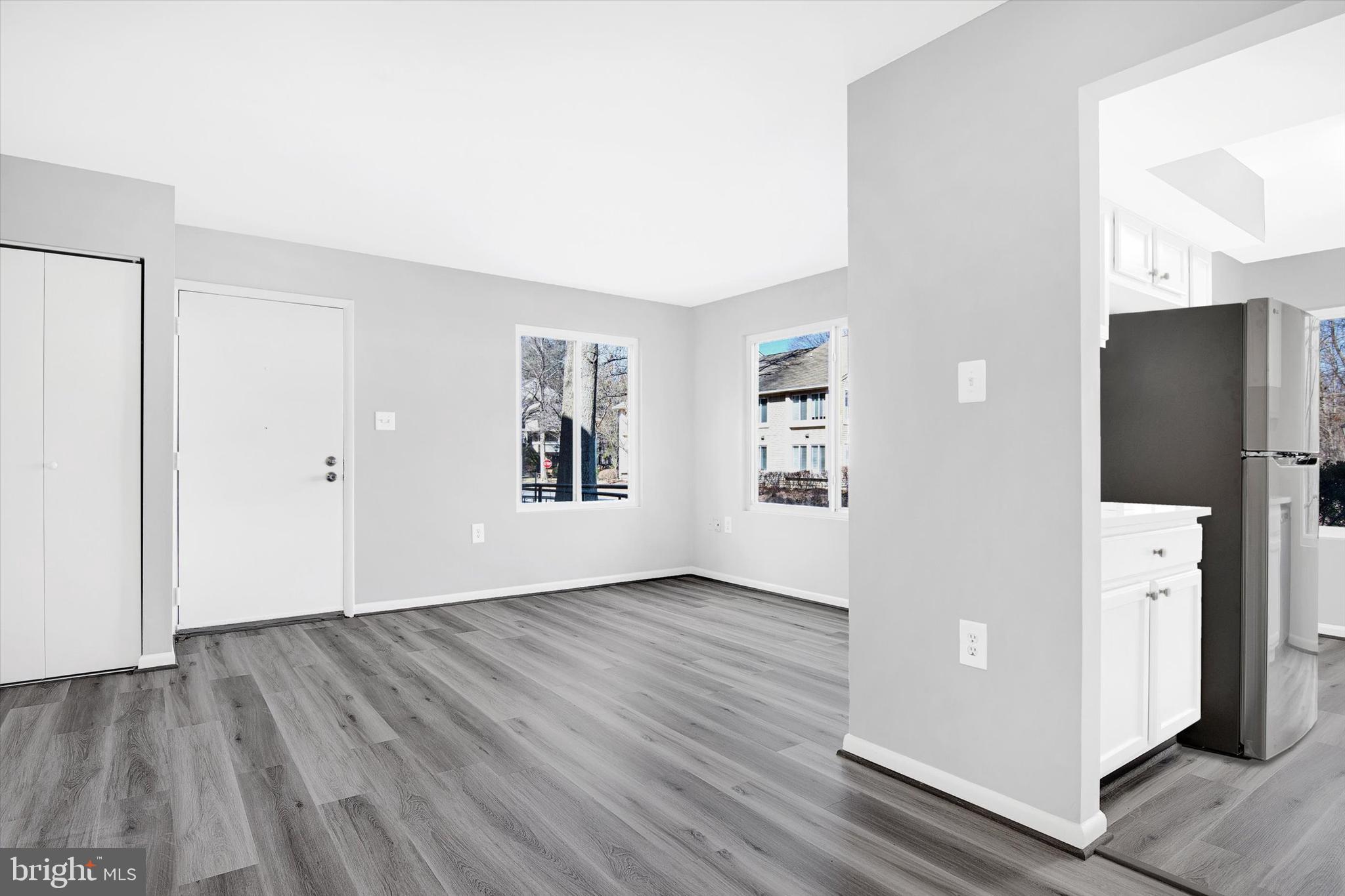 BURKE CENTRE STATION COMMONS - Residential