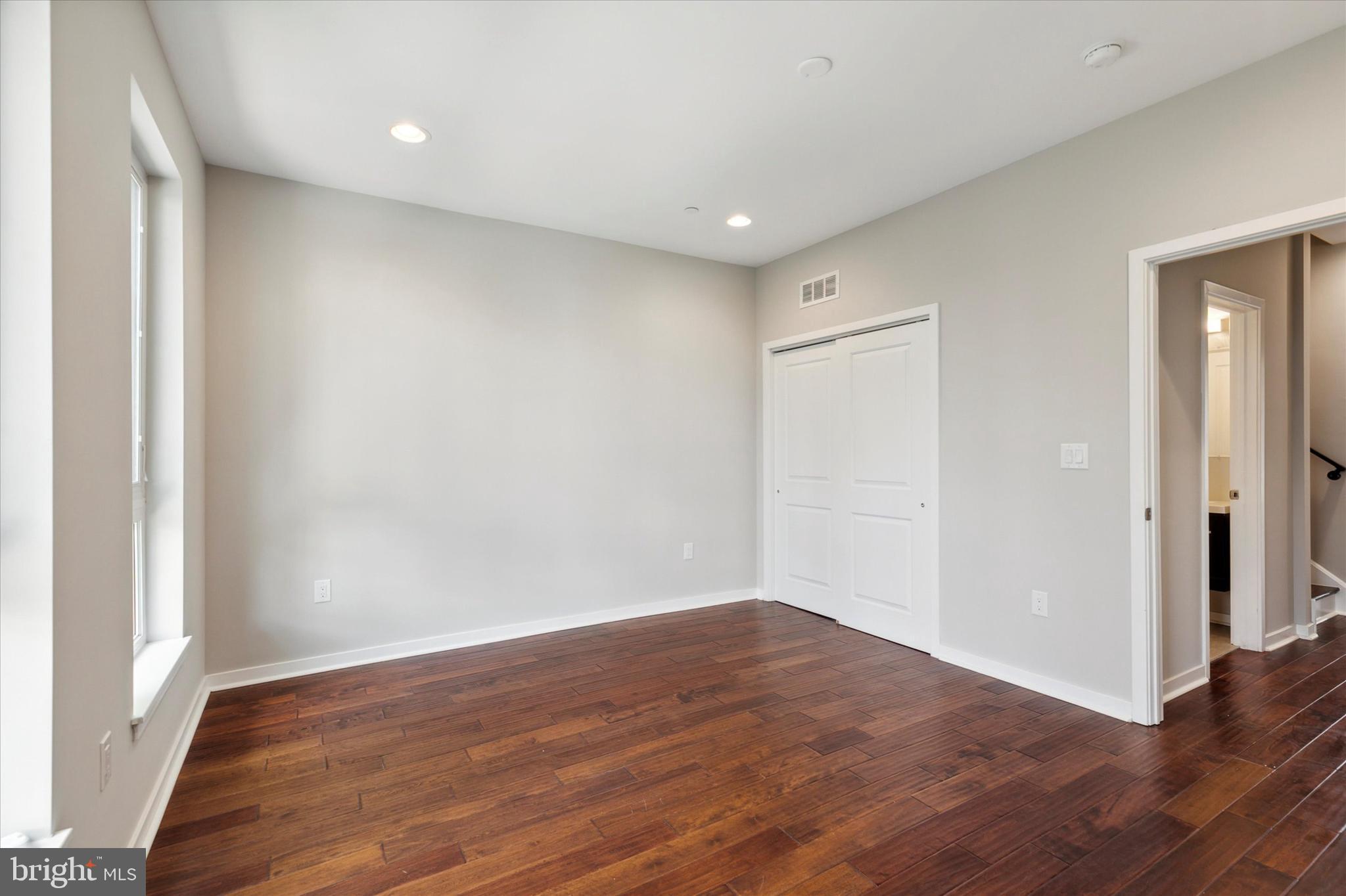 MANAYUNK - Residential
