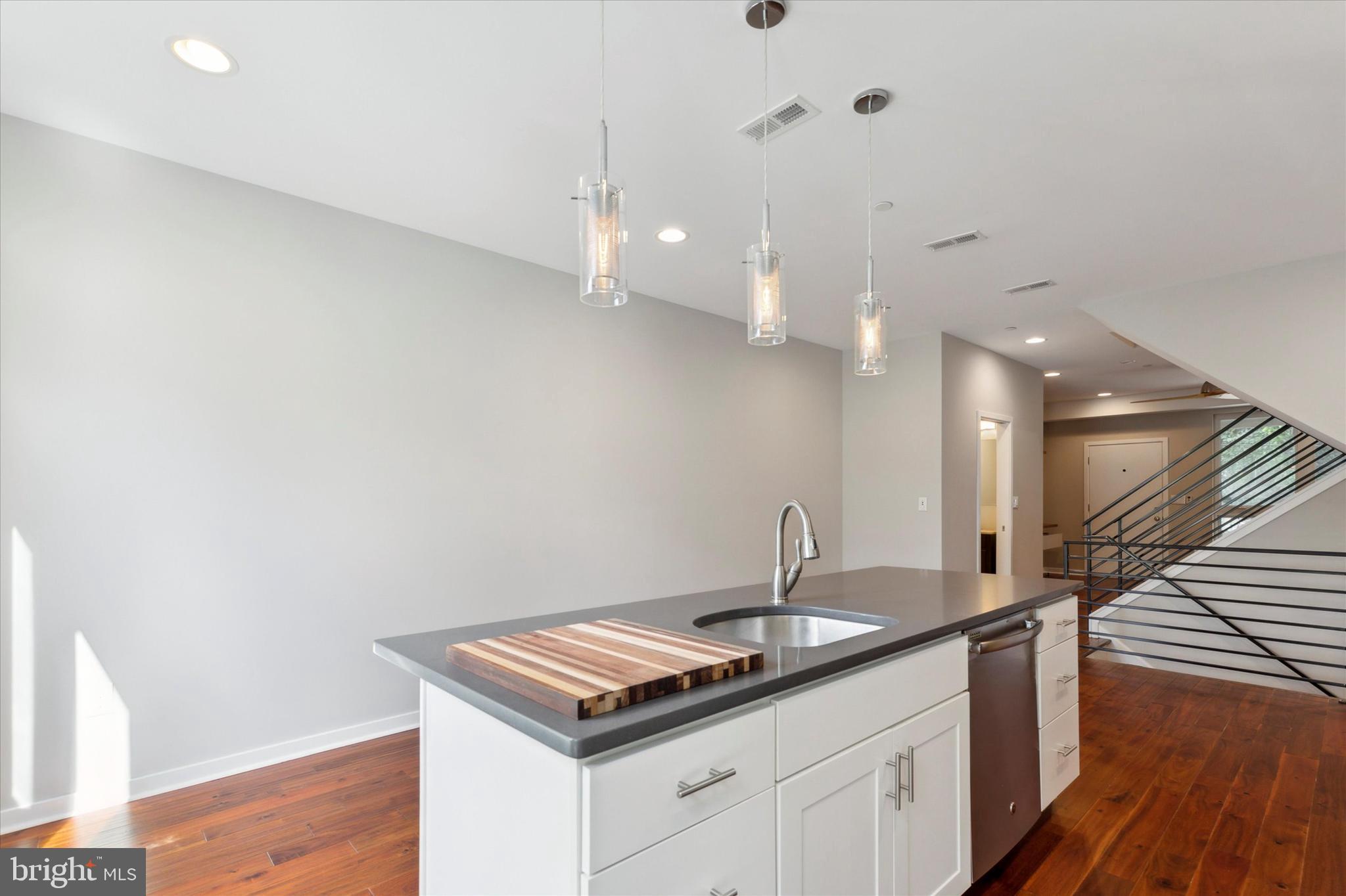 MANAYUNK - Residential