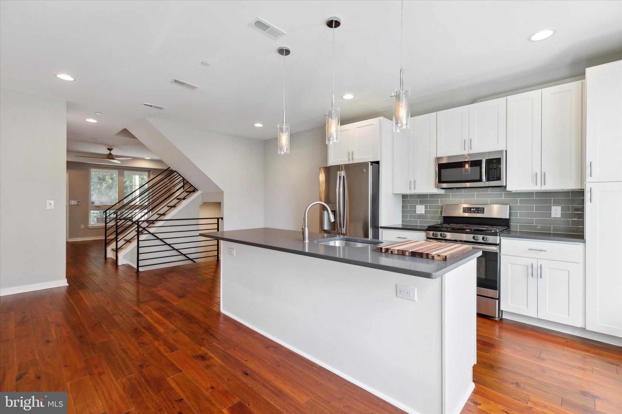 MANAYUNK - Residential
