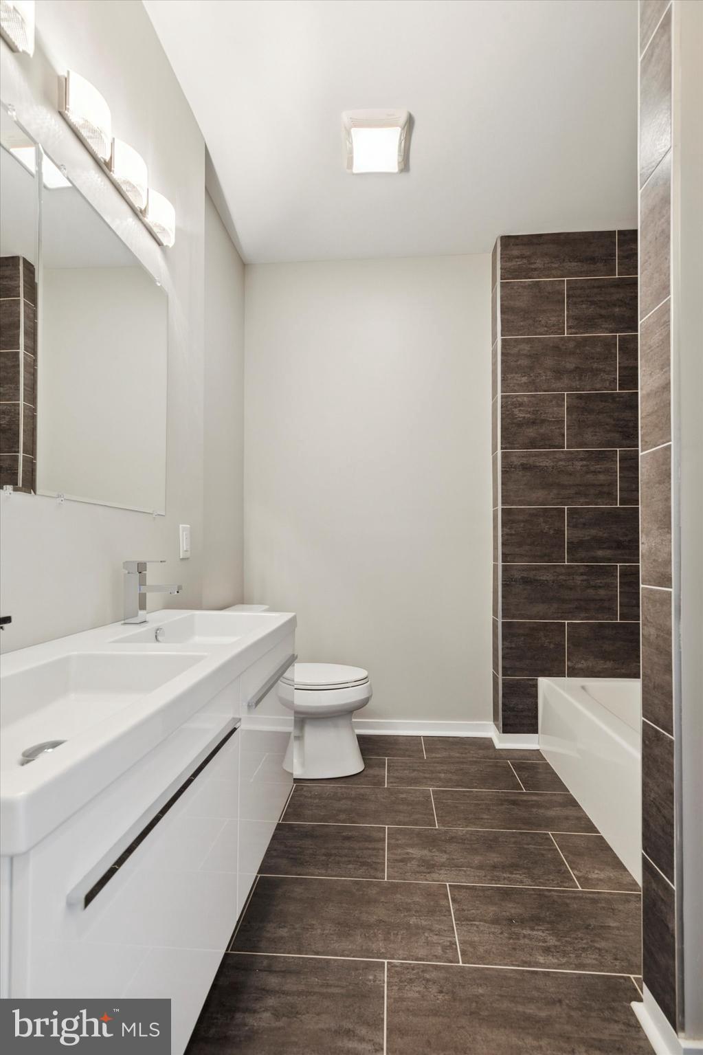 MANAYUNK - Residential